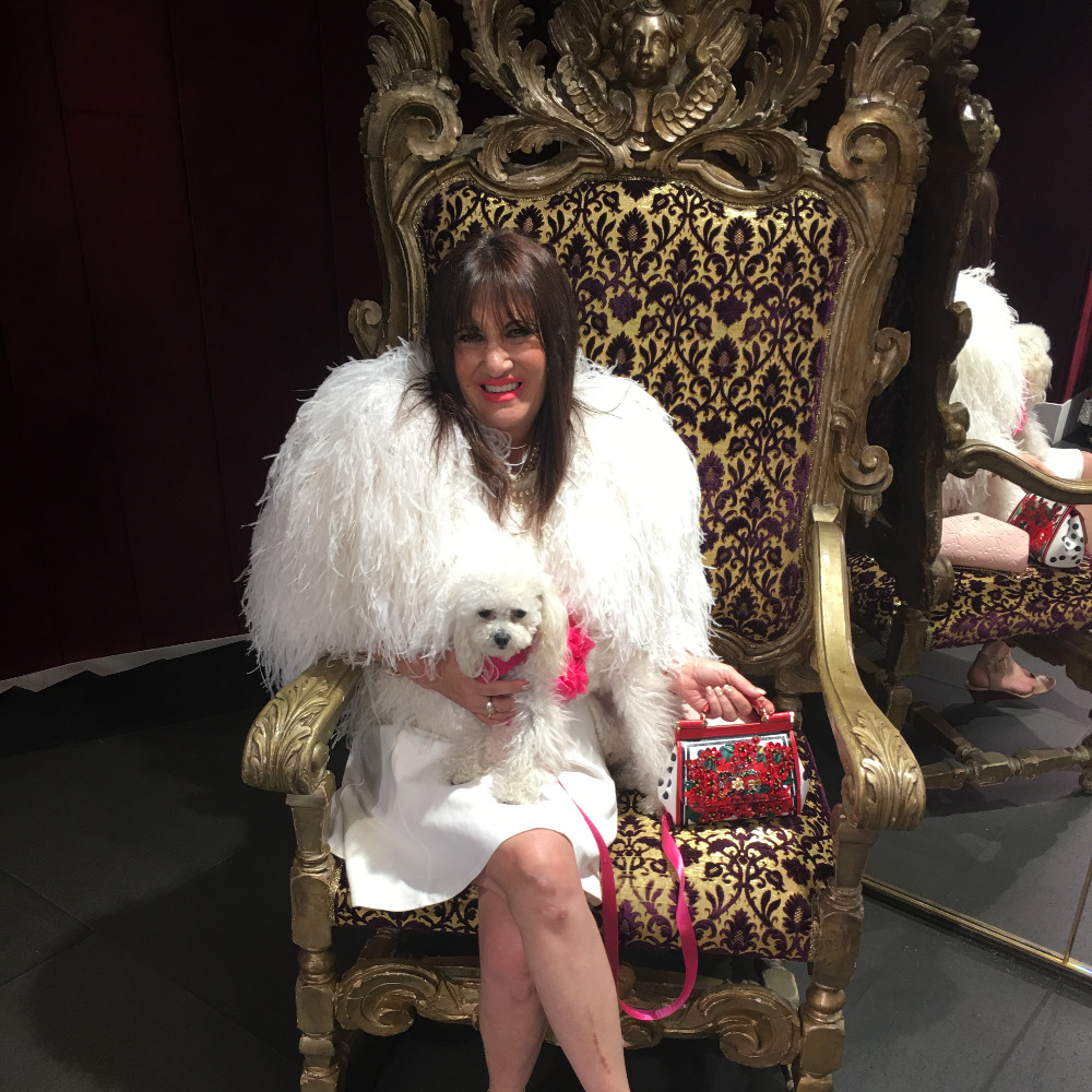 Meet your Posher, Amy